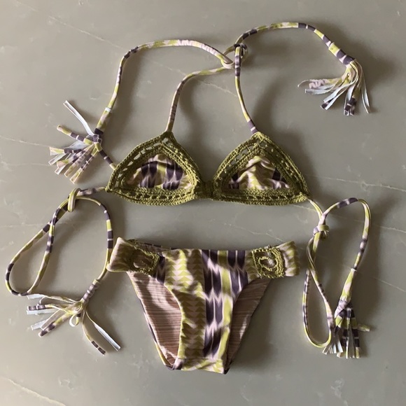 RAREST Acacia honey/child kini. First honey line - Picture 1 of 8